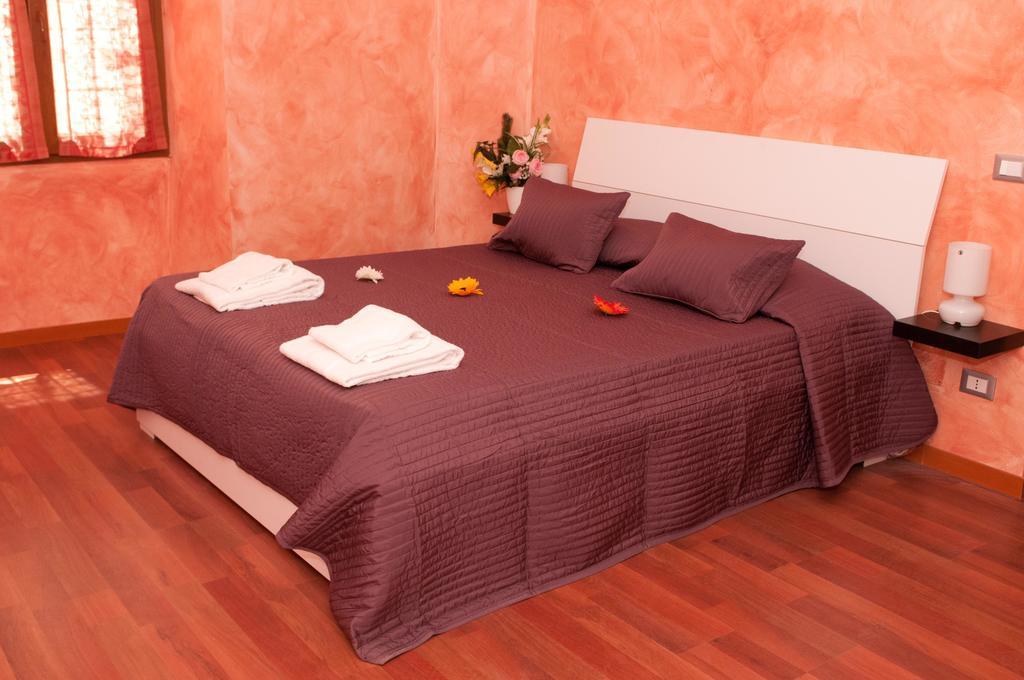 Ferienwohnung Lucky Domus Esquilino Rom Zimmer foto