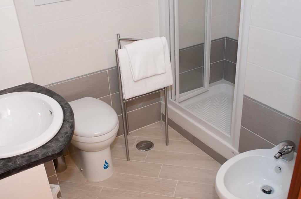 Ferienwohnung Lucky Domus Esquilino Rom Zimmer foto